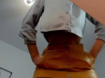 girl
        legswattitude cam image #5886049