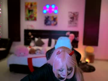 girl
        madnessalise cam image #3395827