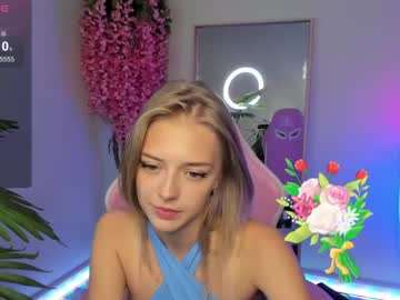 girl
        lolasmallbunny cam image #5083302