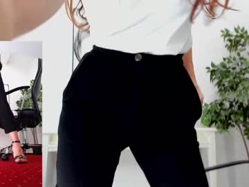 girl
        legswattitude cam image #1712822