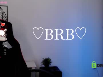 girl
        small_blondee cam image #799105