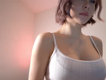 girl
        reei__ cam image #2859745