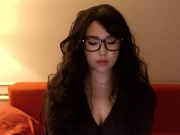 girl
        kimi_kay cam image #4011607