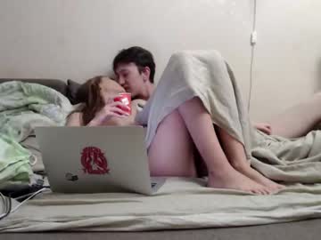 couple
        sweettt_dreams cam image #175366