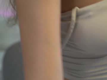 girl
        kathariine cam image #4908004