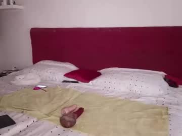 couple
        _couple_latina cam image #2941337