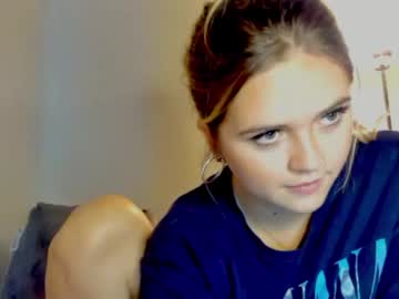 girl
        angiefaith cam image #197979