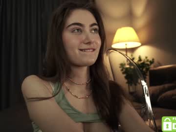 girl
        tessarosse_ cam image #1697090