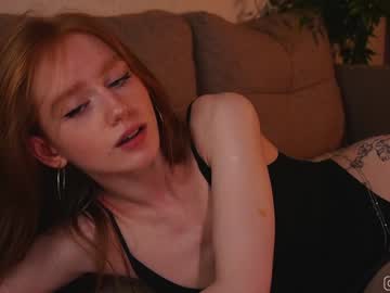 girl
        lizzy_blaze cam image #4603666