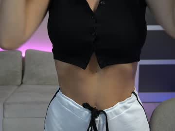 girl
        kathariine cam image #2095046