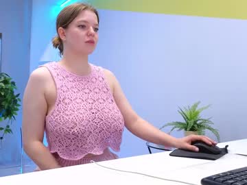 girl
        lovlybambi cam image #4486013