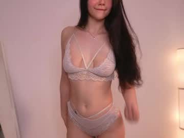 girl
        my_stella cam image #6124017