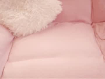 girl
        clementine__ cam image #2746063