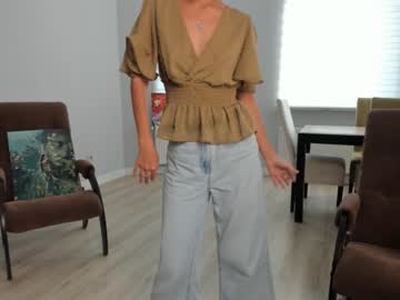 girl
        lenaelisabeth cam image #2682172