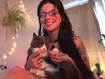 girl
        _deepthroatgalactica cam image #6640382