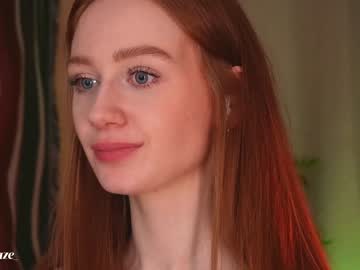 girl
        lizzy_blaze cam image #3690870
