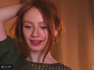 girl
        lizzy_blaze cam image #4668734