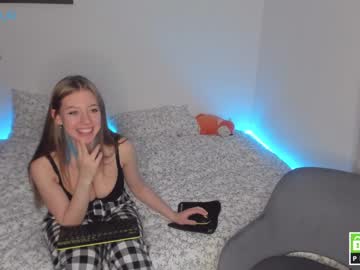 couple Sex Webcams With Notorious Girls with emmajakeforu