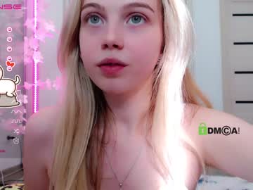girl
        small_blondee cam image #734268