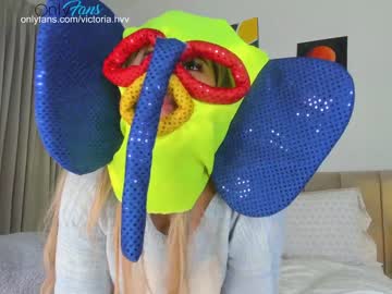girl
        amelie_bunny_real cam image #882828