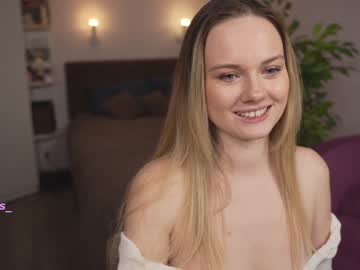 girl
        your_kat cam image #3882469