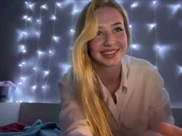 girl
        deardaria cam image #1340534