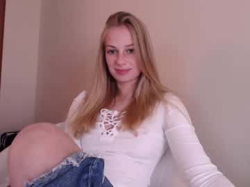 girl
        magic_couple13 cam image #2509723