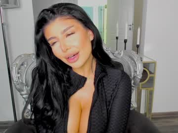 girl
        moniqueeass cam image #1352723