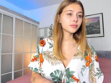 girl
        l0ve_sh0w cam image #2870050