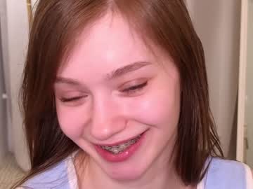 girl
        bless_sheila cam image #1498066