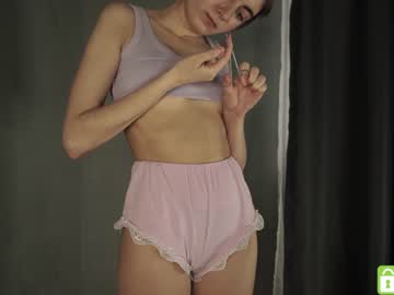 girl
        tessarosse_ cam image #1561307