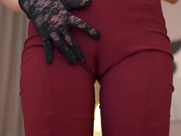 girl
        dietmountaindew_ cam image #6282316