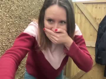 girl
        eatmypie69 cam image #3457784