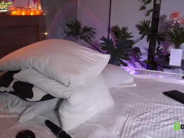girl
        _deepthroatgalactica cam image #426914