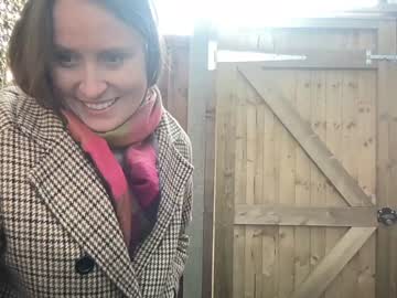girl
        eatmypie69 cam image #3759948