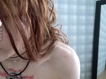 girl
        wildadutt cam image #5246806