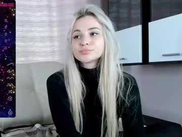 girl Sex Webcams With Notorious Girls with vikilensy
