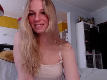 girl
        magic_couple13 cam image #1475197