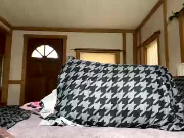 girl
        kekeoutlaw cam image #3100879