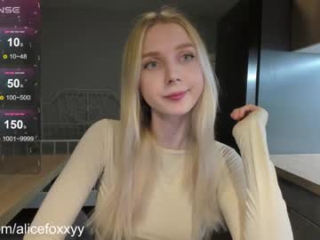 girl
        oh_honey_ cam image #2914908