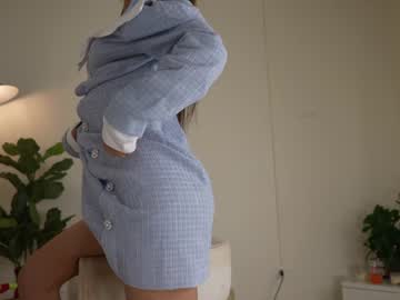 girl
        shena_nomy cam image #4063601