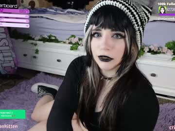 girl
        crimsonkitten cam image #2837761