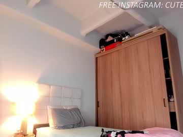 girl Sex Webcams With Notorious Girls with pao_thebigclit
