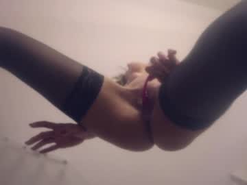 girl
        misslullu cam image #5641277