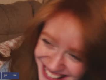girl
        lizzy_blaze cam image #4942152