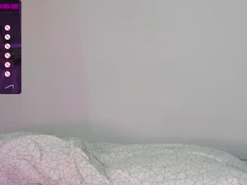 girl
        lucie_beltran cam image #1551039