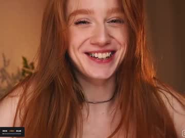 girl
        lizzy_blaze cam image #4417831