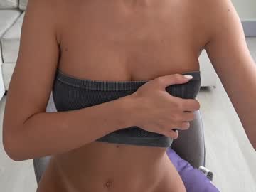girl
        kathariine cam image #4339769