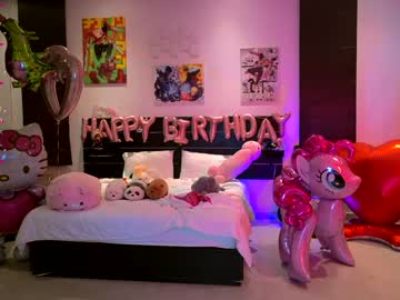 girl
        madnessalise cam image #3701653