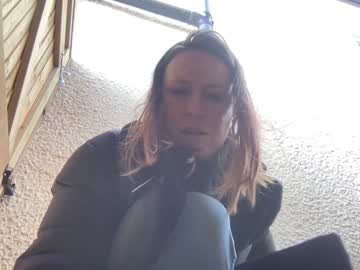girl
        eatmypie69 cam image #3767034